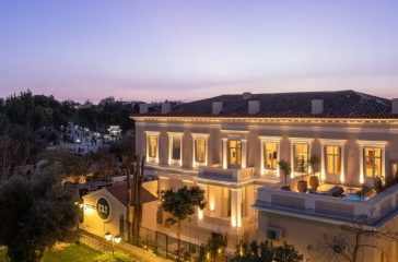 dio-chrisa-vravia-gia-to