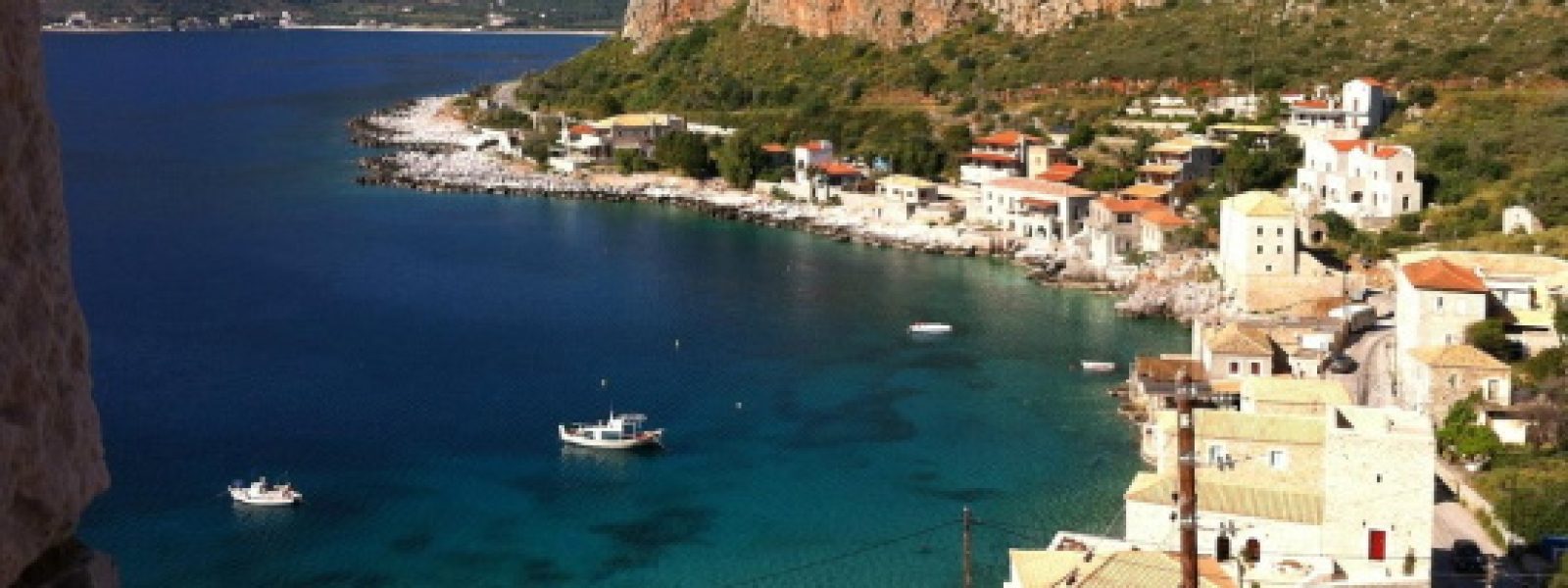 exochika-stin-ellada-agorazoun-i Εξοχικά στην Ελλάδα αγοράζουν οι Γερμανοί – αυξημένη ζήτηση κατά 35% το 2024