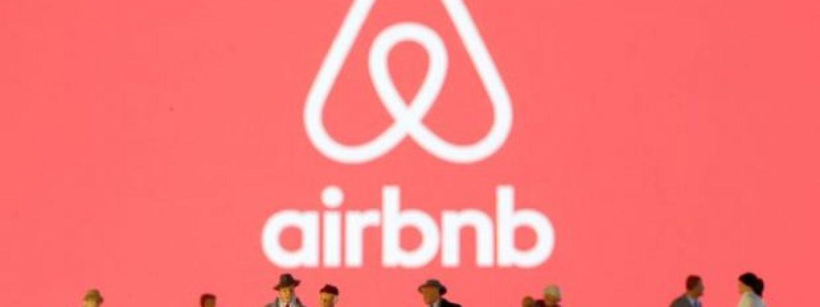 i-epelasi-tou-Airbnb-stin Η επέλαση του Airbnb στην Αττική – Διπλάσιες κλίνες από τα ξενοδοχεία