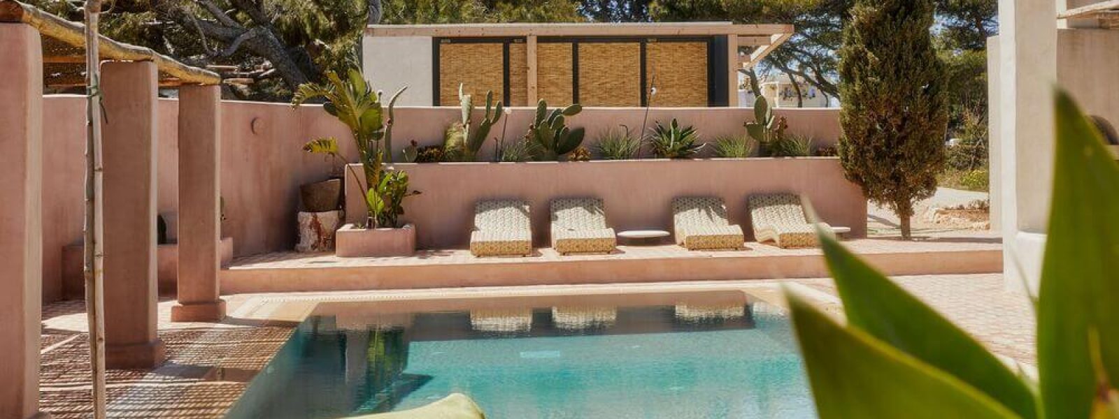 Aria-Hotels-exotiki-politelia-me Aria Hotels: Εξωτική πολυτέλεια με τη βίλα Casa Miel στην Πάρο