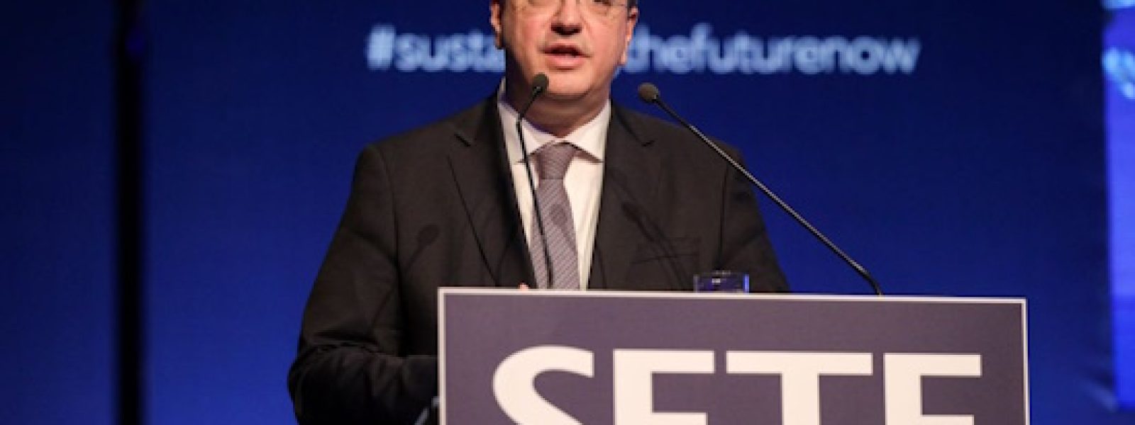 O-Α.-tzitzikostas-sto-sinedrio O Α. Τζιτζικώστας στο συνέδριο του ΣΕΤΕ: Η βιωσιμότητα στον τουρισμό είναι αναγκαιότητα, δεν είναι πολυτέλεια