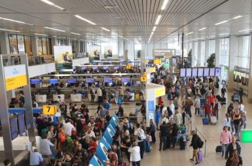 chaos-sto-Schiphol-tin-tetarti