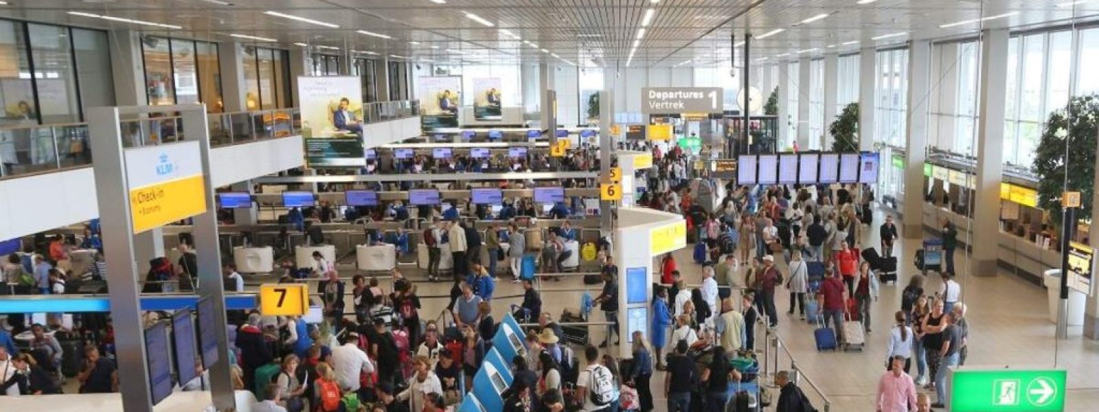 Πώς διαμορφώνεται η καλοκαιρινή κίνηση στα αεροδρόμια της Ευρώπης